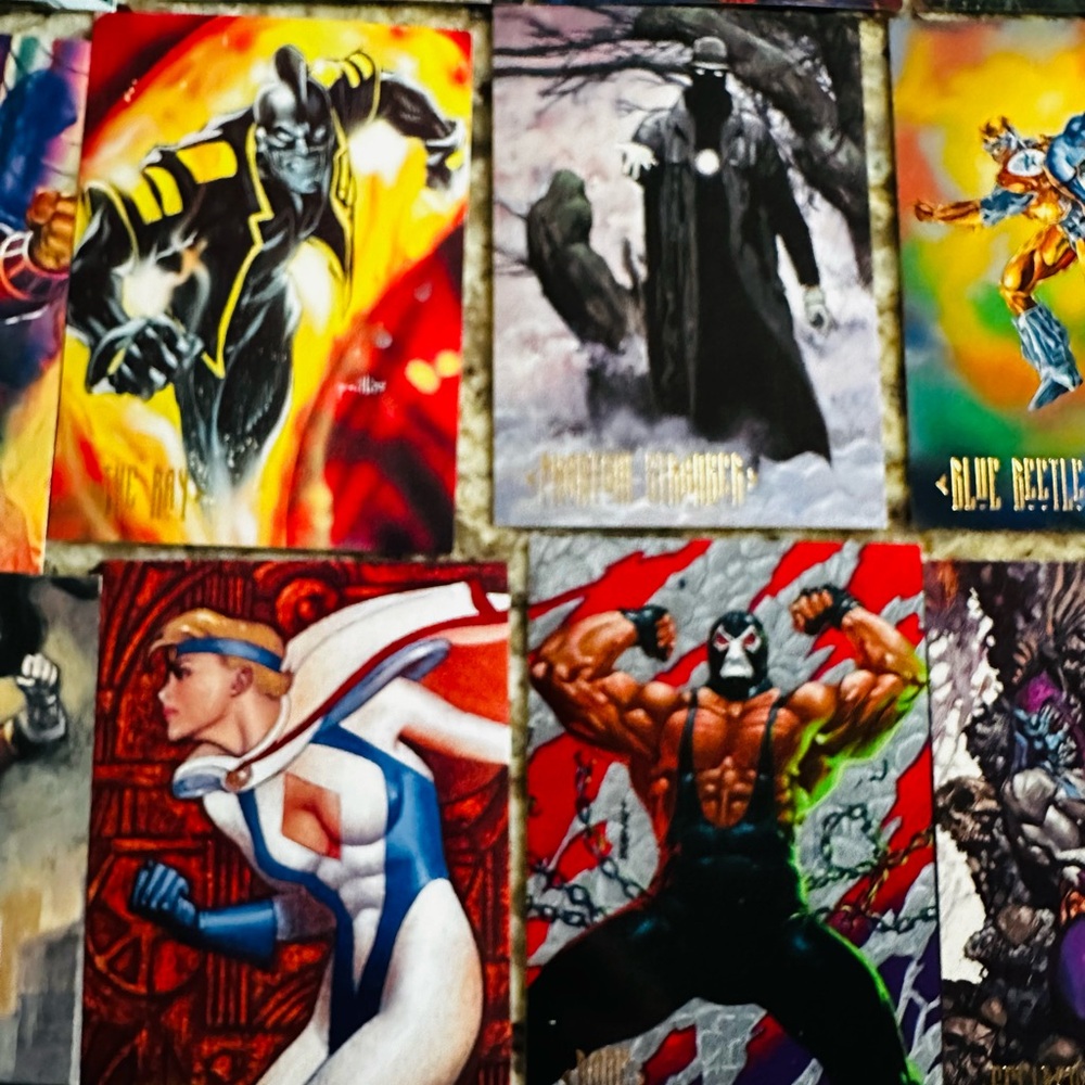 DC Comics Skybox 1994 Trading Card Collection (52) - Picture 10 of 16